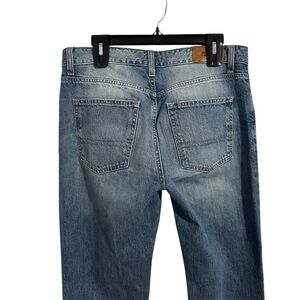 Tommy Hilfiger | Classic Straight Leg Jeans | Medium Blue | EUC | 32x29